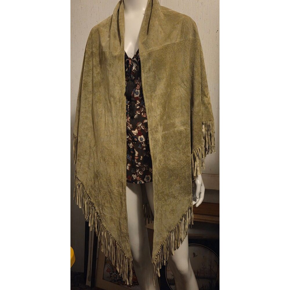 Chicos Sedona 2 Triangle Wrap (Bonsai)